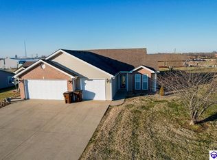 119 Bluegrass Dr, Hodgenville, KY 42748