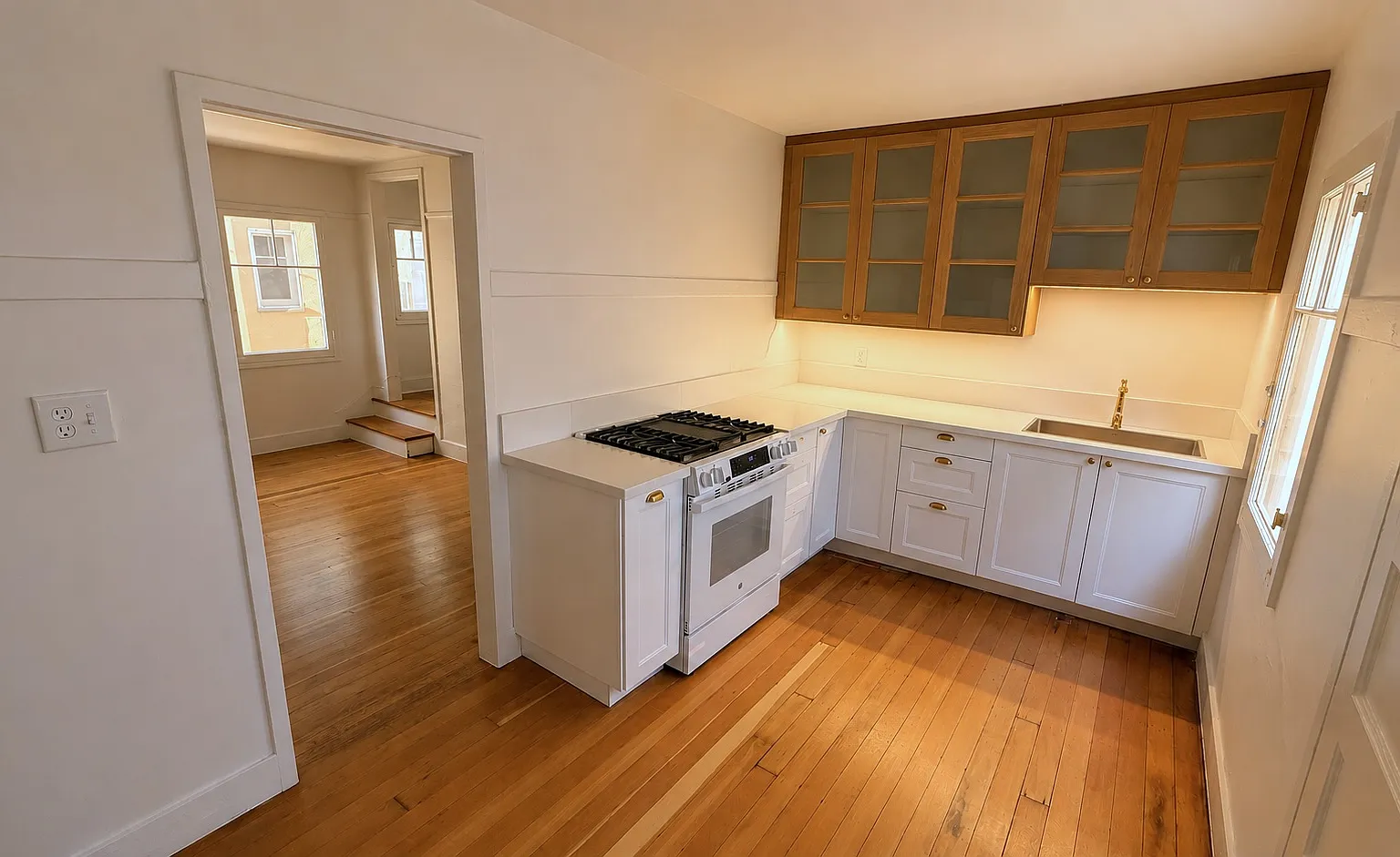 2 bed, 720 sqft, $2,545 — Photo 1