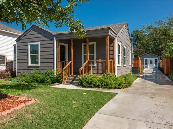 3221 McCart Ave, Fort Worth, TX 76110