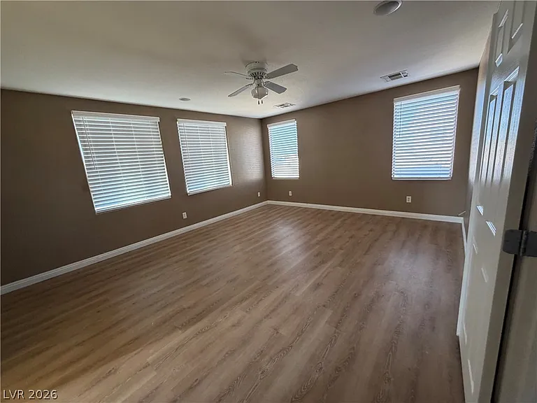 9196 Grand Sunburst Ct — Photo 2