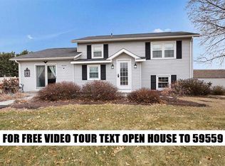 9097 Holly Ct, Union Bridge, MD 21791