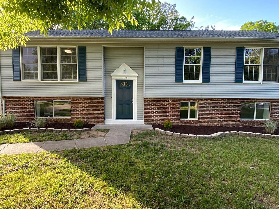 1st image of 308 Shannon Forest Ct