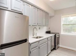 1301 N Ode St APT 114, Arlington, VA 22209