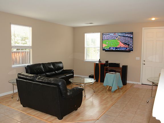 4th image of 2351 Cabana Ln