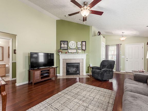 5th image of 3961 Rosette Dr