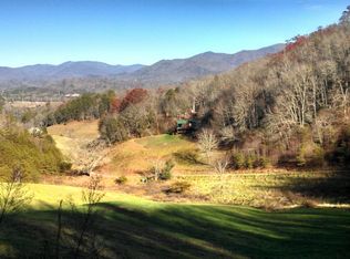 Kitchen Rd, Whittier, NC 28789