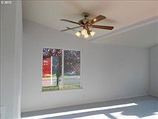 4th image of 2132 42nd St