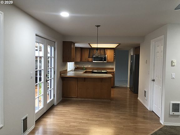 5th image of 3518 NE 157th Ave