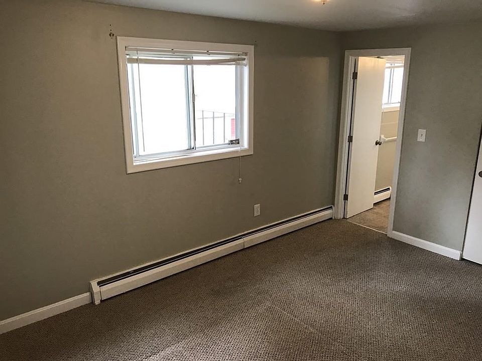2nd image of 62 Cabot St #00