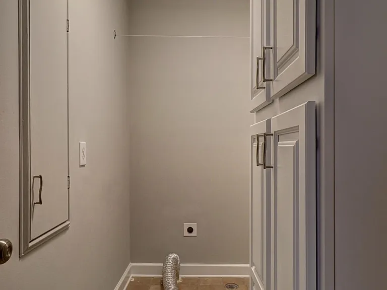 1254 Kingsley Cir — Photo 38