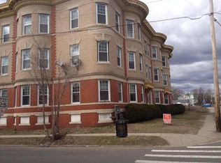 1 Beacon Ave, Holyoke, MA 01040