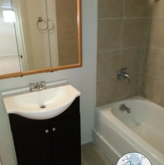 2 bed, 1.0 bath, 600 sqft, $850 — Photo 8
