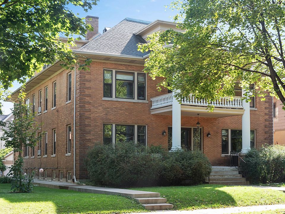 1st image of 2317 Humboldt Ave S APT 4