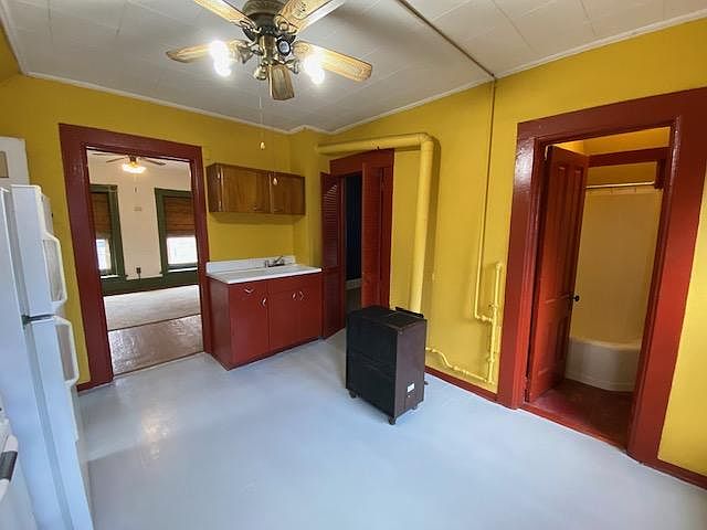 1st image of 2310 N Hoyne Ave APT 2R