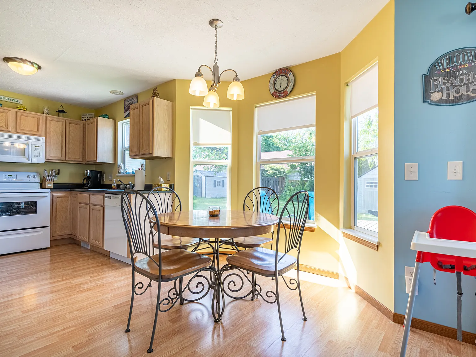 3 bed, 1395 sqft, $2,000 — Photo 4