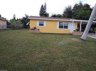 810 Alcala Ave, Lehigh Acres, FL 33936