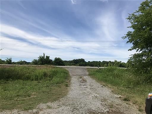 1st image of 3060 Hartsville Pike