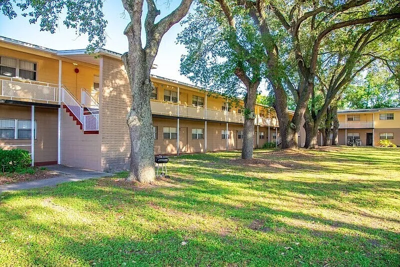 900 S John Young Pkwy #107