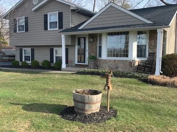 8104 W Buckshutem Rd, Millville, NJ 08332