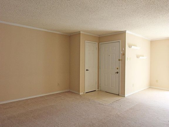 2nd image of 1543 Lincoln Way Suite 201