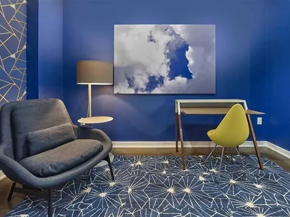 250 Avenue East image 14 of 17