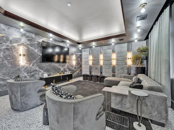 7400 River Road image 20 of 31