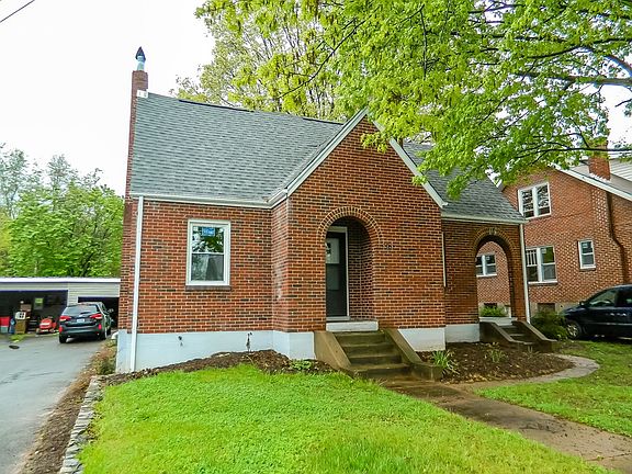 3rd image of 313 Forest St