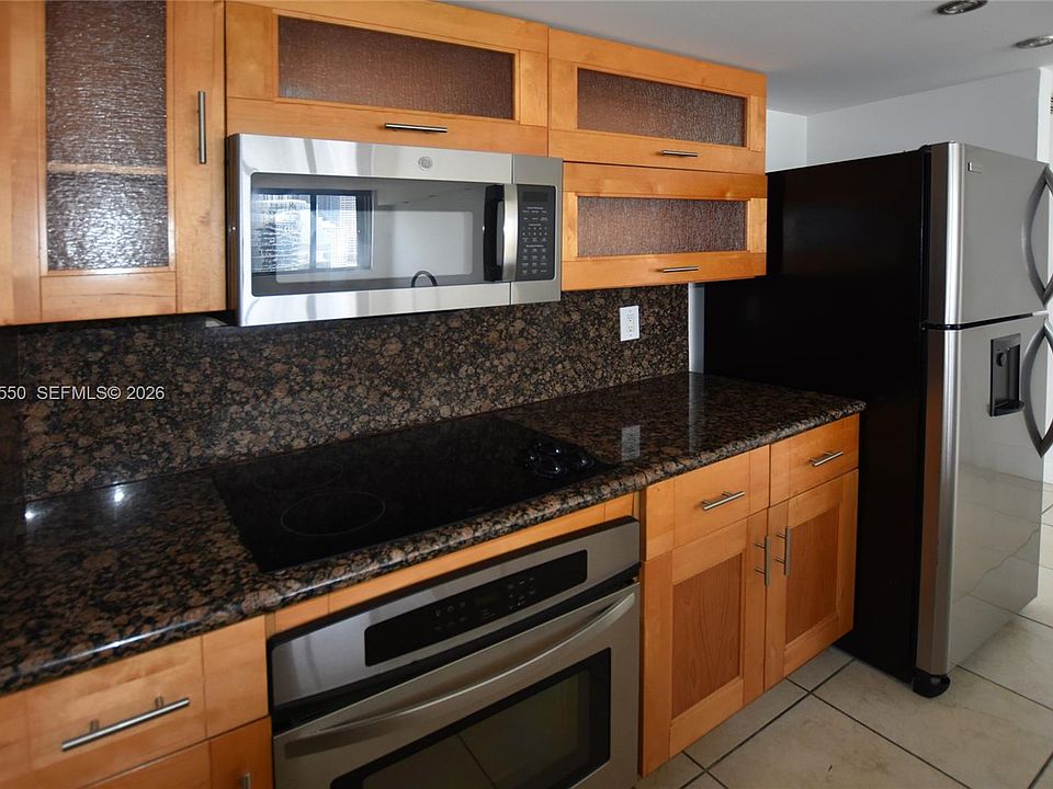 1st image of 540 Brickell Key Dr APT 1511