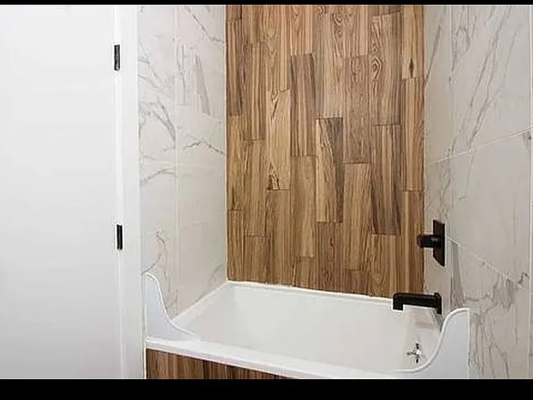 295 Bainbridge St #3B — Photo 6