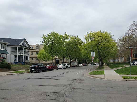 4th image of 2500 Blaisdell Ave