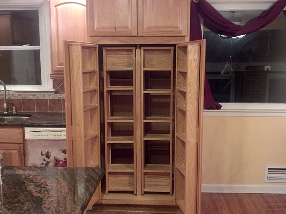 Great storage in this pantry