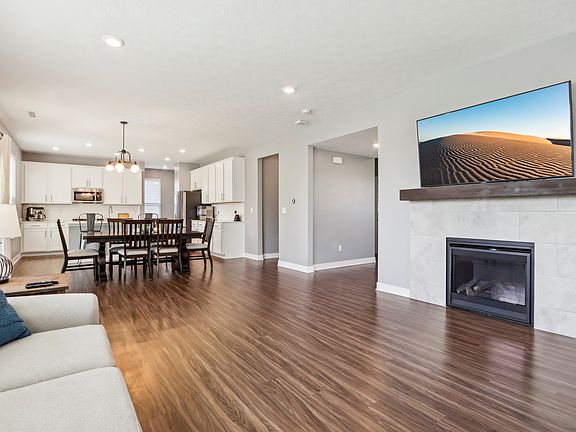 4th image of 17178 Granduer Ct