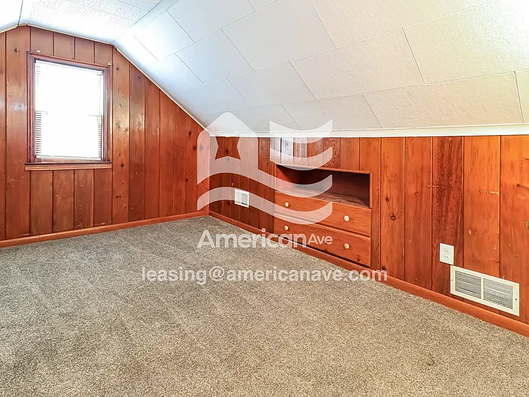 1523853_013_bedroom_13767794.jpg