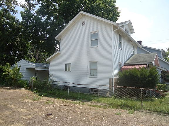 4th image of 34 N Marion St