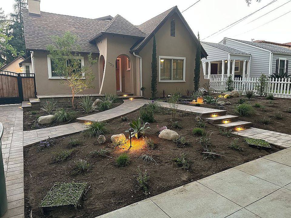 1st image of 153 S Sunnyslope Ave