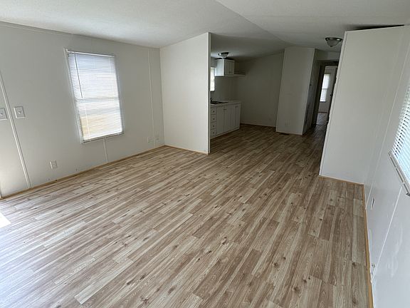 4th image of 3439 Creek Bnd