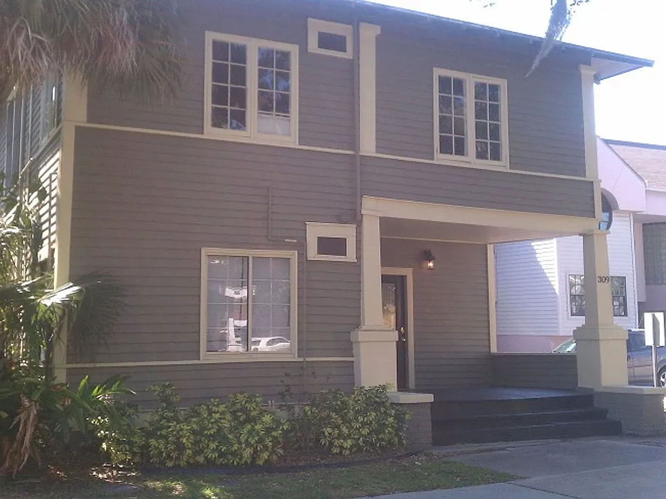 B 309 Brevard