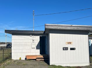 1416 Washington Ave S #A, Long Beach, WA 98631