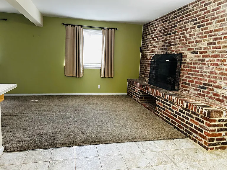 169 E Saint Andrews Dr — Photo 5