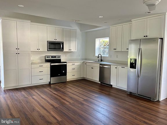 2nd image of 355 Kyle Rd