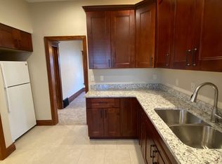 2248 Sheldon St, Lincoln, NE 68503