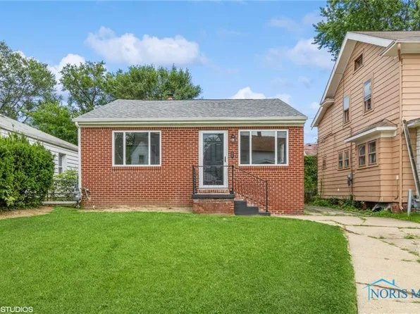 1730 Wyndhurst Rd, Toledo, OH 43607