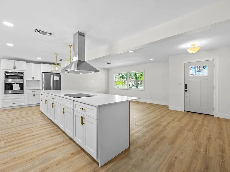 5700 Bayou Grande Blvd NE — Photo 15