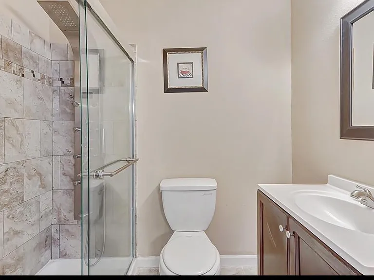 1917M Miramar Ct — Photo 6