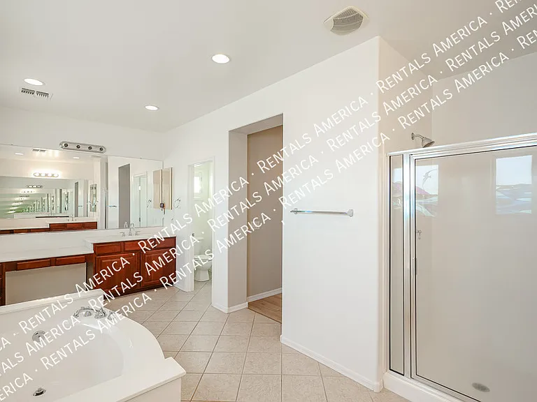 18676 E Braeburn Ln — Photo 48