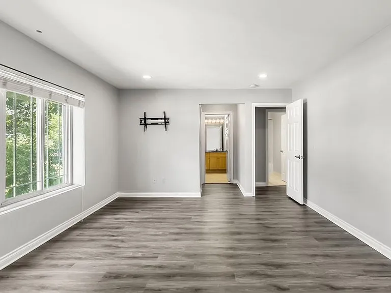 1113 N Old Woodward Ave #46 — Photo 13
