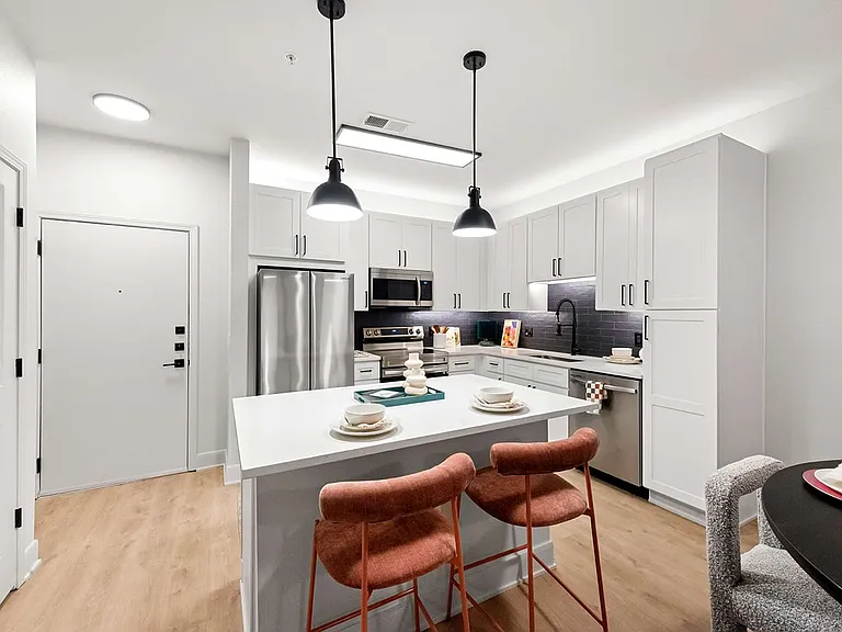 Cortland South End — Photo 10