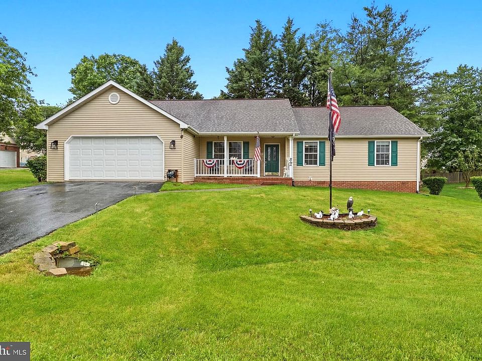 1st image of 32 Talisman Dr