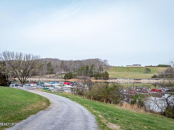 5th image of 438 Goweli Trl #29