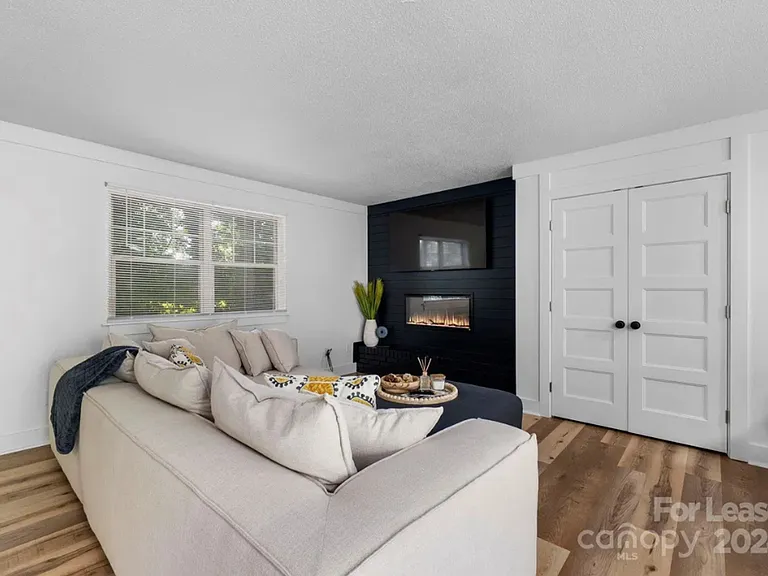 230 13th Avenue Pl NW #20 — Photo 12